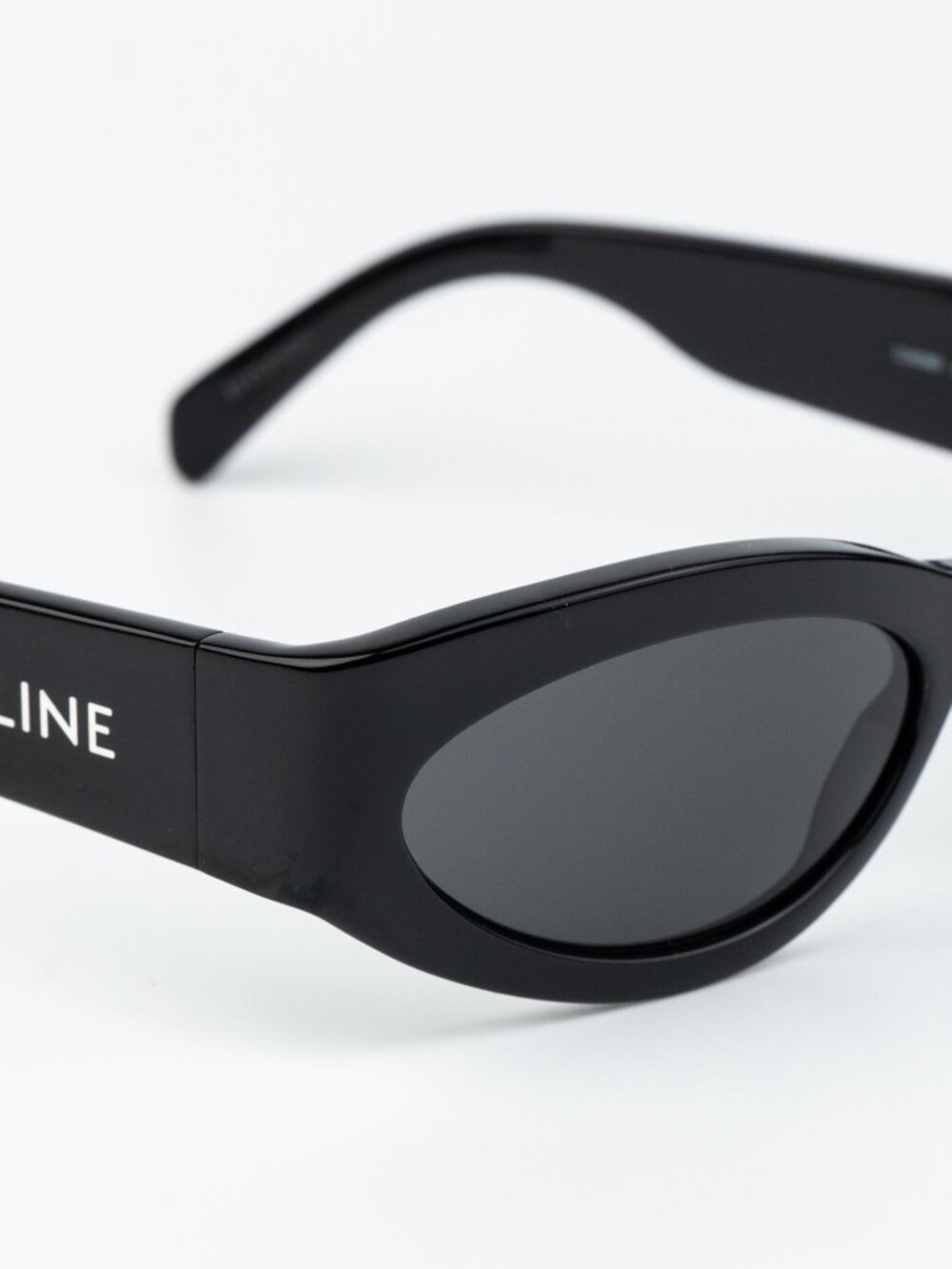 Celine Women Sunglasses Black Grey Cat Eye CL40288I MONOCHROMS 01A NEW AUTHENTIC - Picture 7 of 13